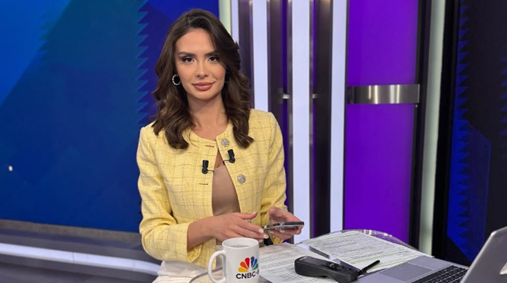 Naz Özdeğirmenci Kimdir? CNBC-e Sunucusu